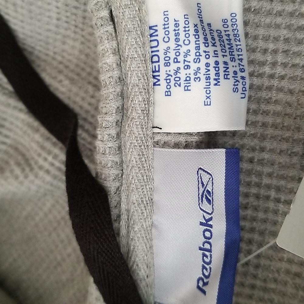 Reebok NWT black hooded sweatshirt - Picture 4 of 6
